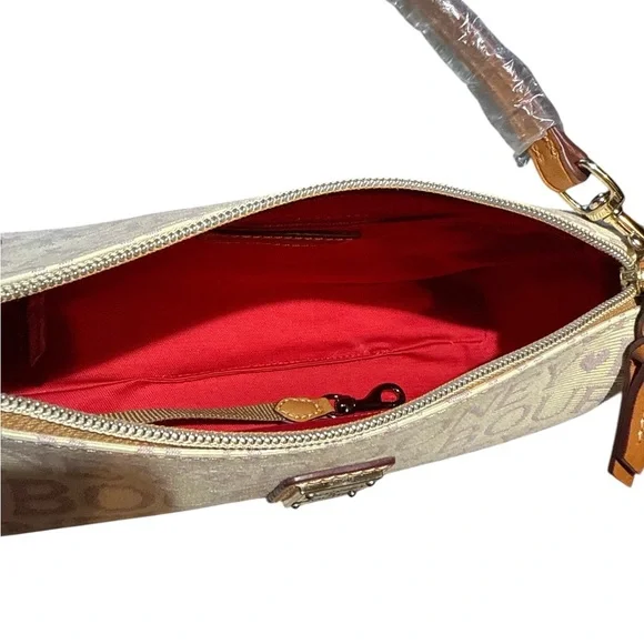 COPY - COPY - NWT Rare! Dooney & Bourke Full Signature Logo Small Barrel Handba… - Picture 6 of 7